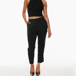 Aritzia Babaton Conan Cropped Pant in Black - Size 2 / NWT